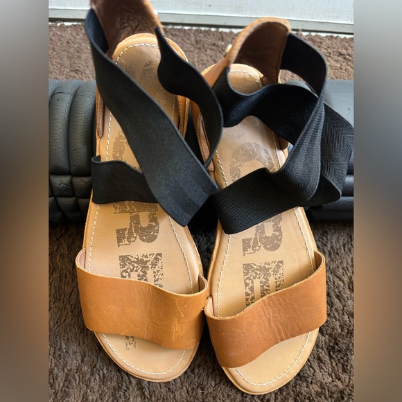 Sorel Women's Ella II flat sandal - Picture 6 of 6